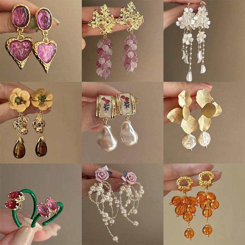 Wholesale Silver Needle Diamond Crystal Pearl Alloy Earrings